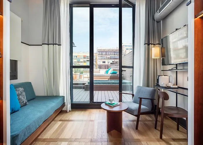 Praktik Essens 3* Barcelona