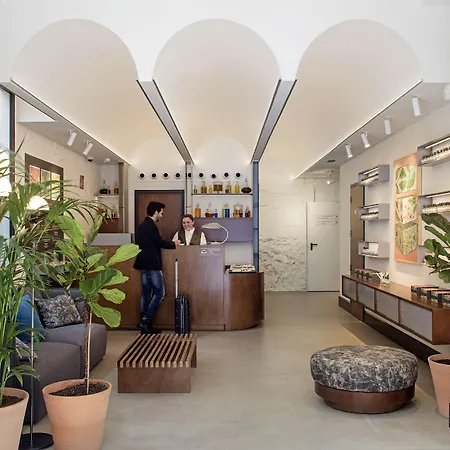 Praktik èssens Hotel 3*