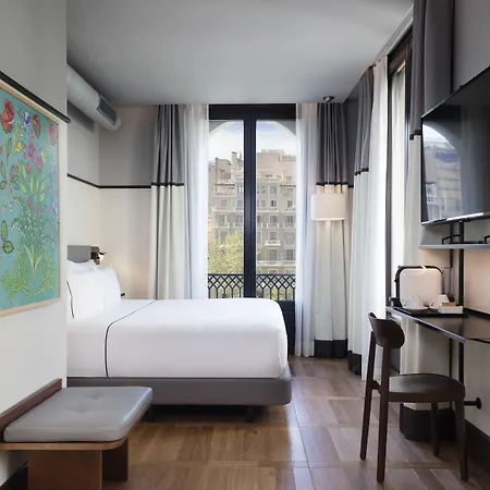 Praktik Essens 3* Barcelona