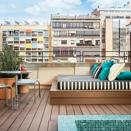 فندق Praktik Essens 3*