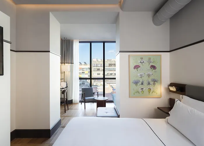 Praktik èssens Hotel