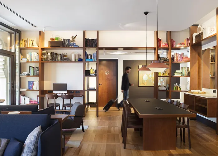 Praktik èssens Barcellona