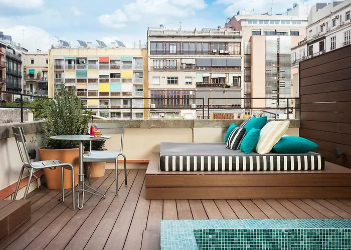 Hotel Praktik èssens 3*